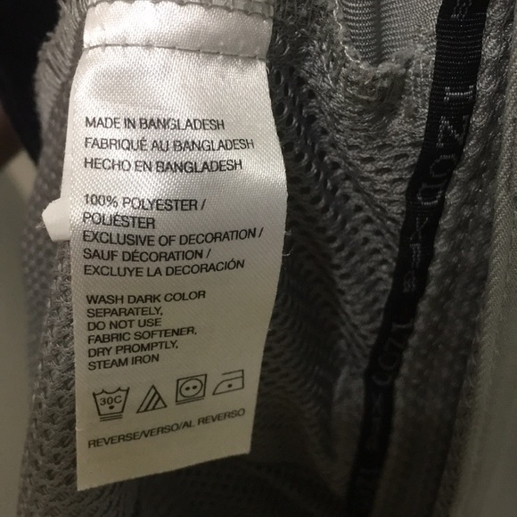 Izod Golf Shorts 6 Pockets Cargo Flat Front Lightweight Fast Dry EUC - Picture 7 of 7